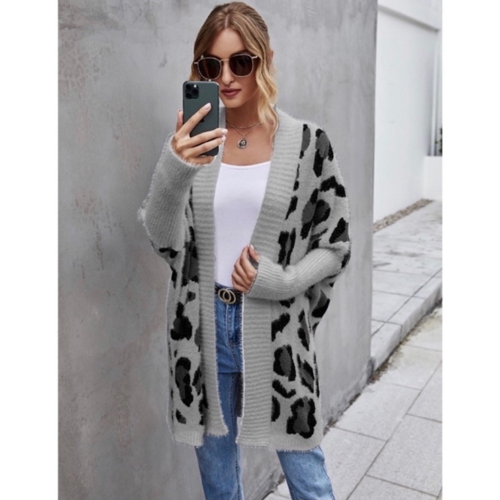 💝Boutique~🐆Leopard/Animal Print Soft Cardigan🦓
